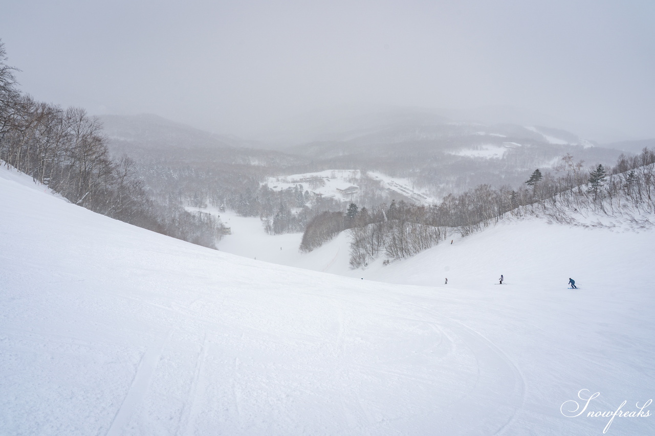 2026【4FRNT GUERRILLA RIDE EVENT】｜アメリカからやってきたゲストライダーたちが、サッポロテイネを滑る、飛ぶ！！